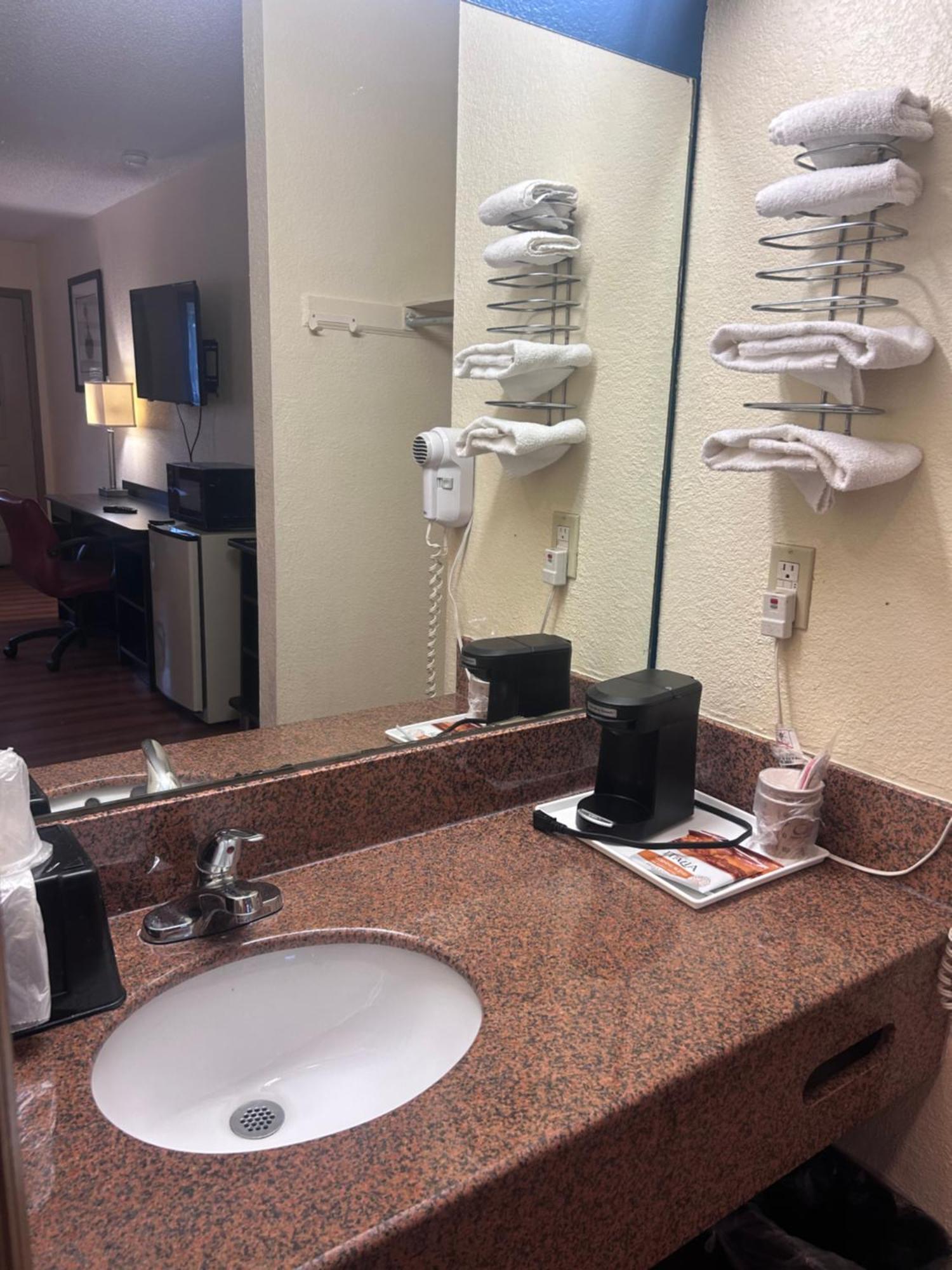 Americas Best Value Inn Dayton Eksteriør billede